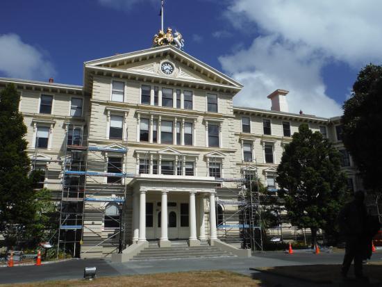 Dawne budynki rządowe